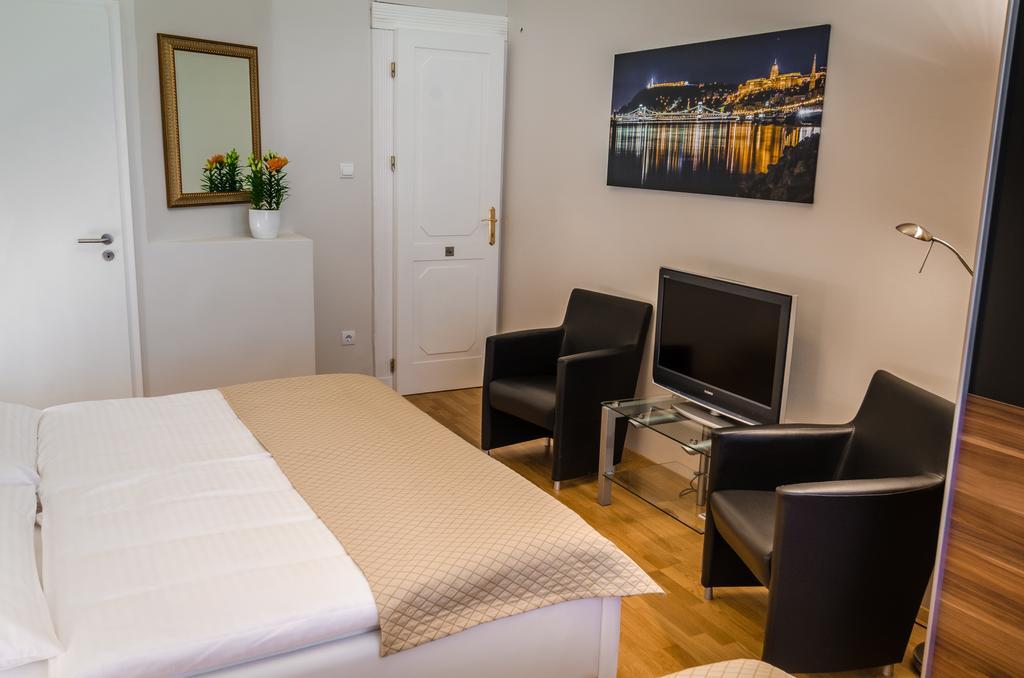 Anabelle Bed And Breakfast Budapest Room photo